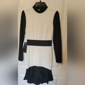 BEBE Black/White Dress S petite